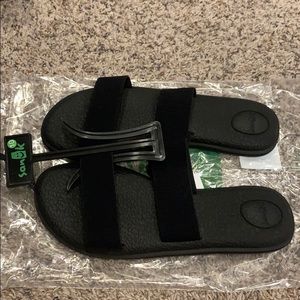 NWT Yoga Gora sandals. Sz 10 women’s